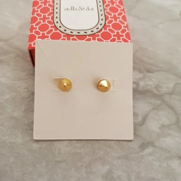 💕 NEW Stella & Dot Deja Vu Pearl Pyramid 2 in 1 Post Earrings 💕 - Picture 3 of 5